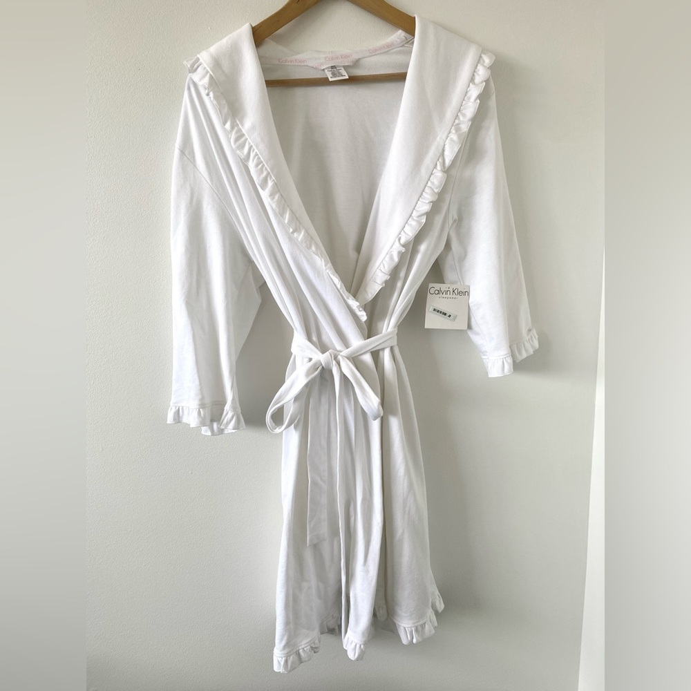NWT Calvin Klein Ruffled Robe White Cotton Feminine Coquette Women Medium-Large